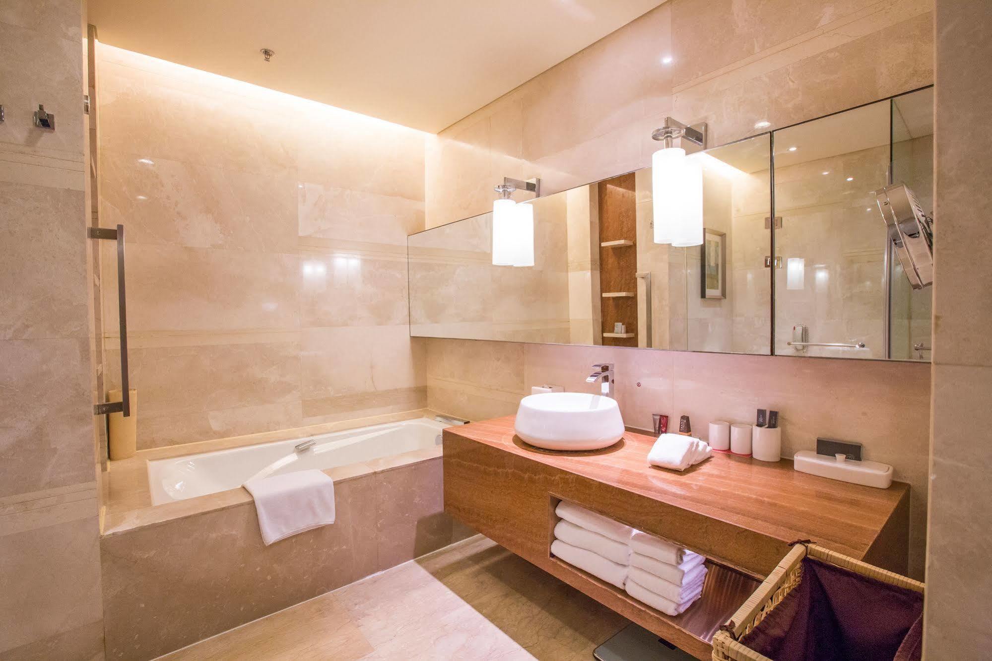 Marriott Executive Apartment Tianjin Lakeview المظهر الخارجي الصورة